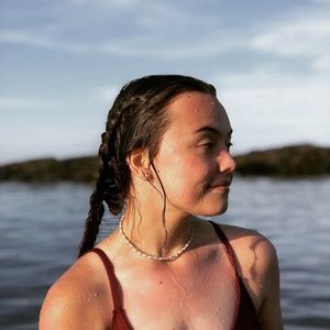 Meet your Posher, Alexandra